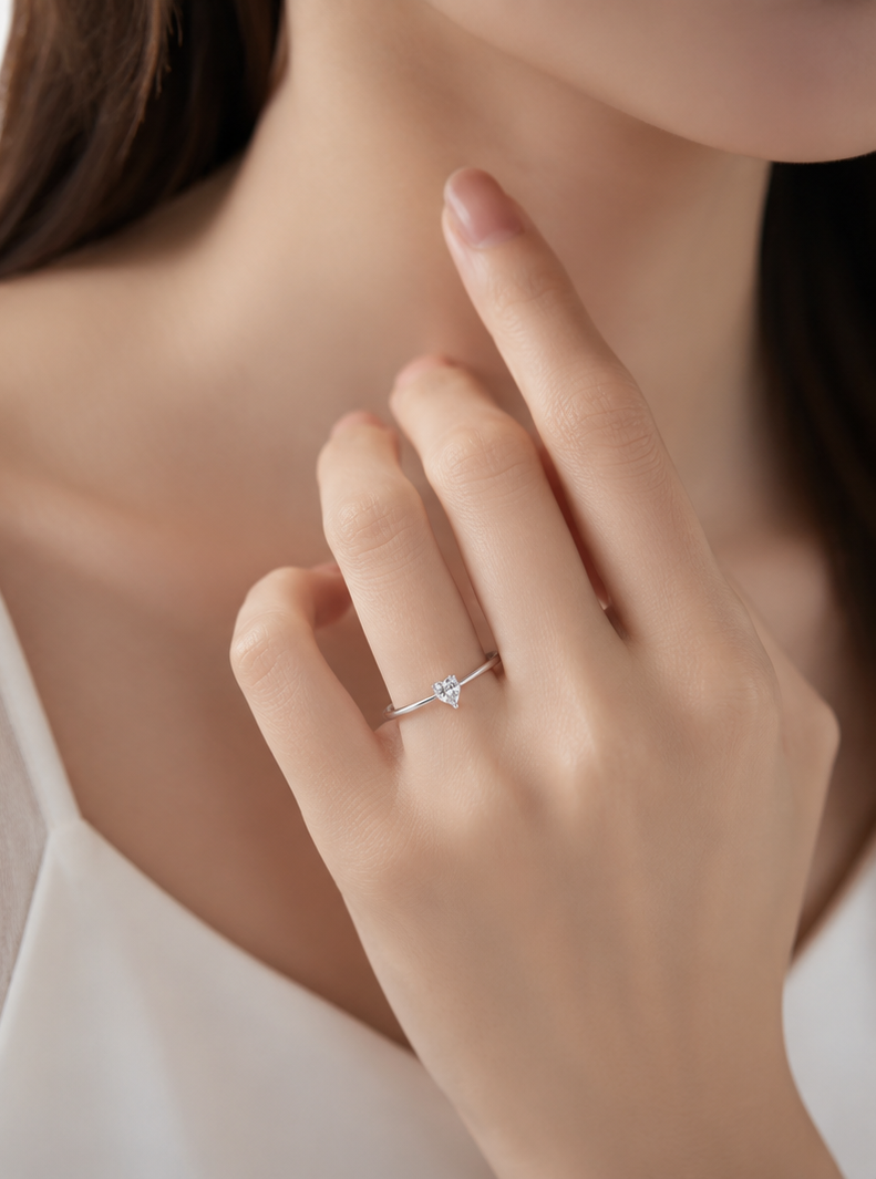 Sparkling Heart Silver Ring Love & Elegance  , Timelessly handcrafted